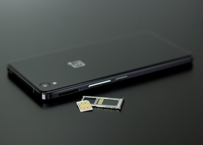 How to Change a Sim Card on an iphone img
